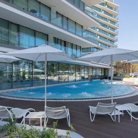 Apartment Stylish Sea Waves With Pool & Parking By Rent Like Miedzyzdroje