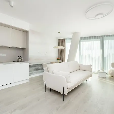 Stylish Sea Waves With Pool & Parking By Rent Like Lejlighed *