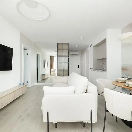 Stylish Sea Waves With Pool & Parking By Rent Like Lejlighed Miedzyzdroje